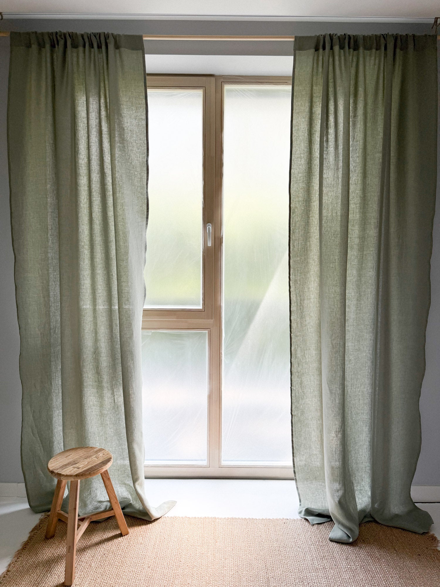 Mittelschwere Leinenvorhänge – Salbeigrün (2er-Set)