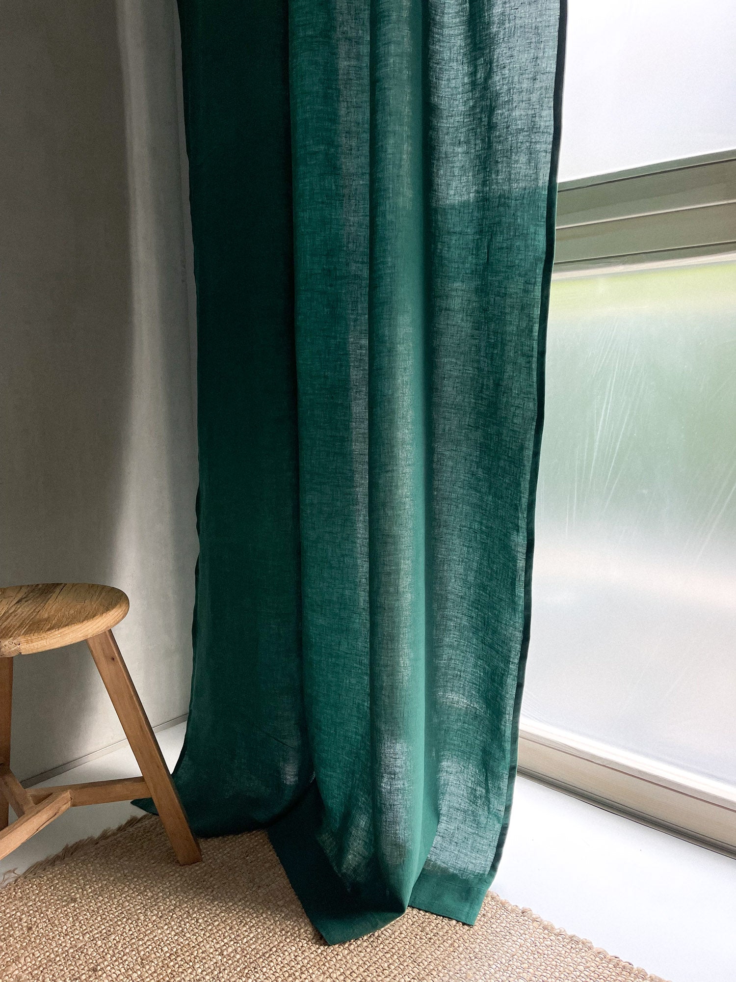 Mittelschwere Leinenvorhänge – Dunkelgrün (2er-Set)