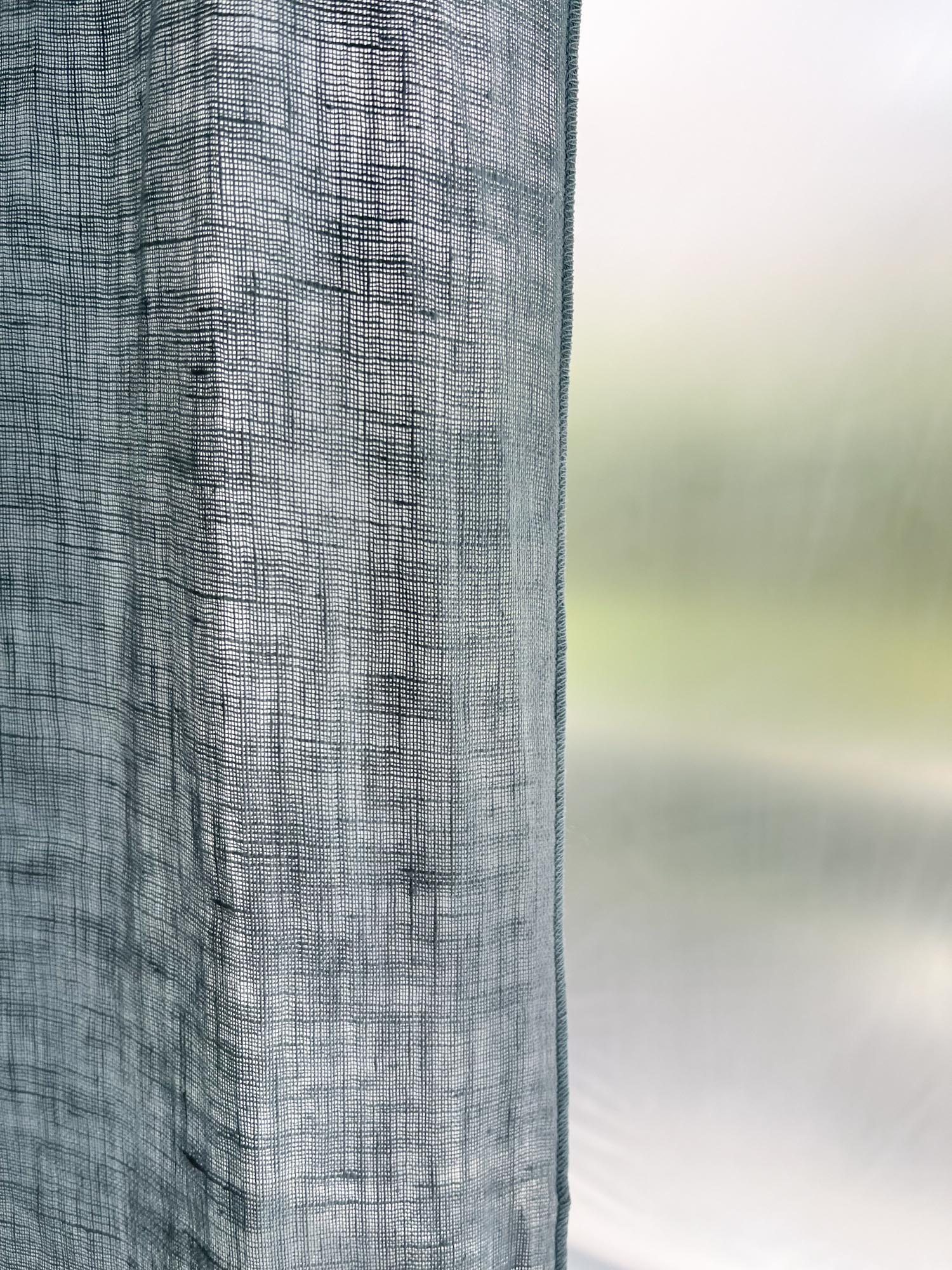 Tunna linnegardiner – Stenblå, enkel panel